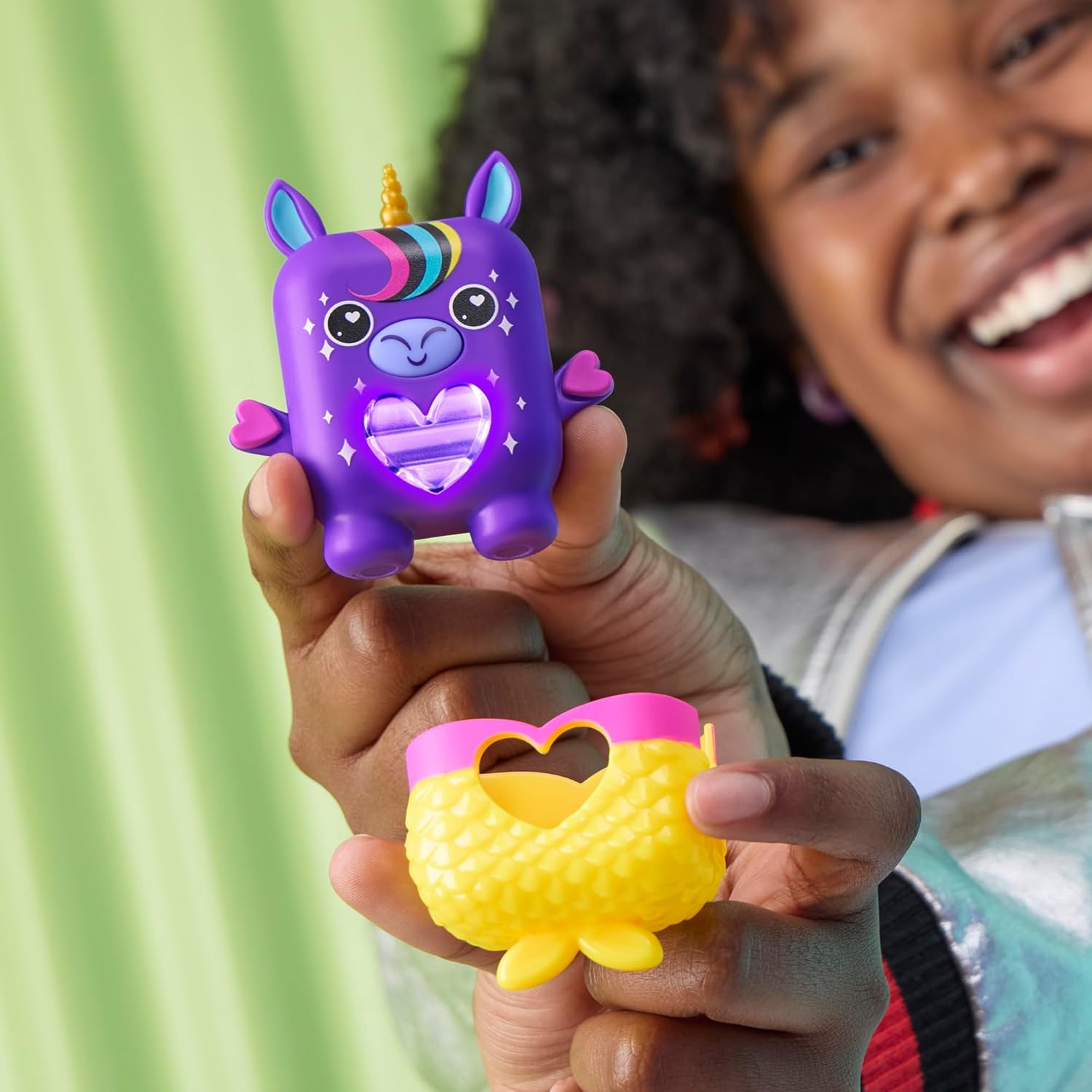 Nano-mals Stardream The Unicorn Electronic Fidget Pet