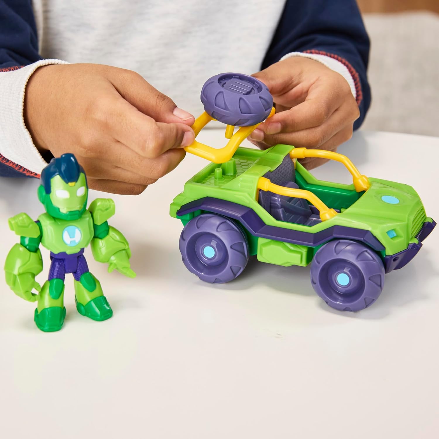 Iron Man and His Awesome Friends Figure & Vehicle Iron Hulk Racer Pack