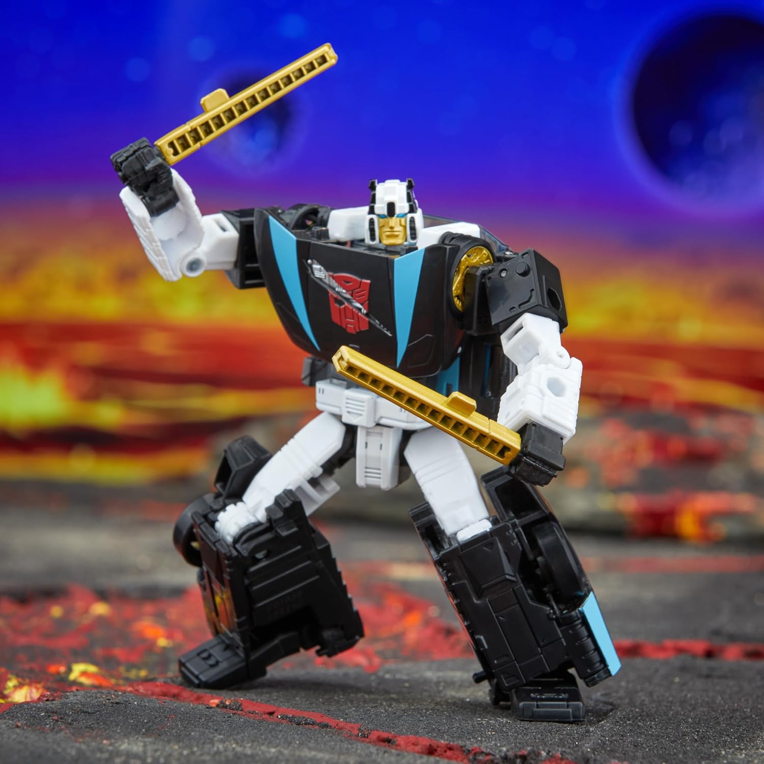 Transformers Legacy Deluxe Class Armada Universe Wheeljack 5.5” Action Figure