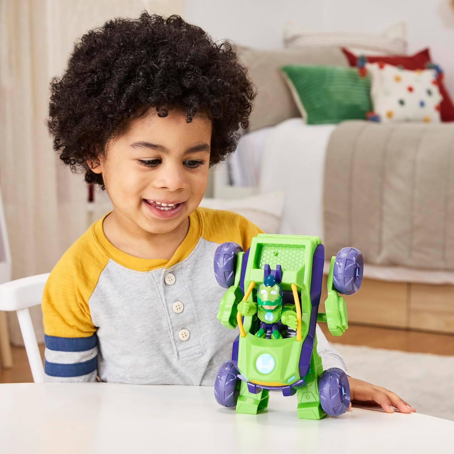 Iron Man and his Awesome Friends Figure & Vehicle 2-In-1 Mech Suit IronHeart Pack