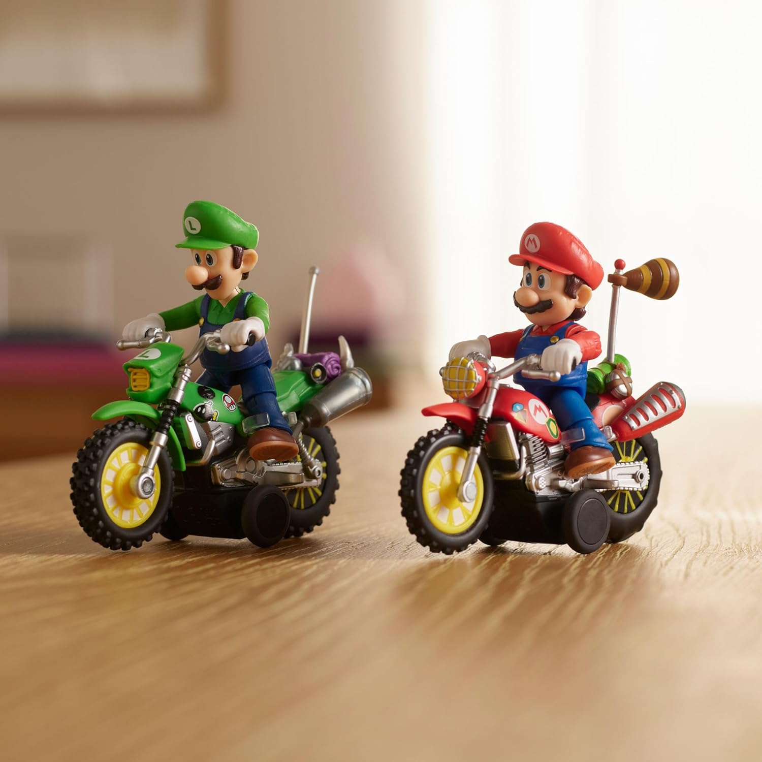 The Super Mario Galaxy Movie Luigi and Pull Back Racer Set