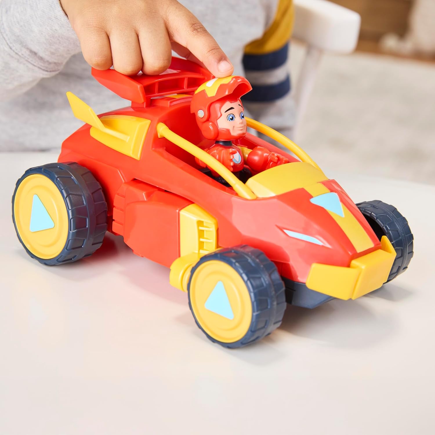 Iron Man and his Awesome Friends Figure & Vehicle 2-In-1 Mech Suit Iron Man Pack