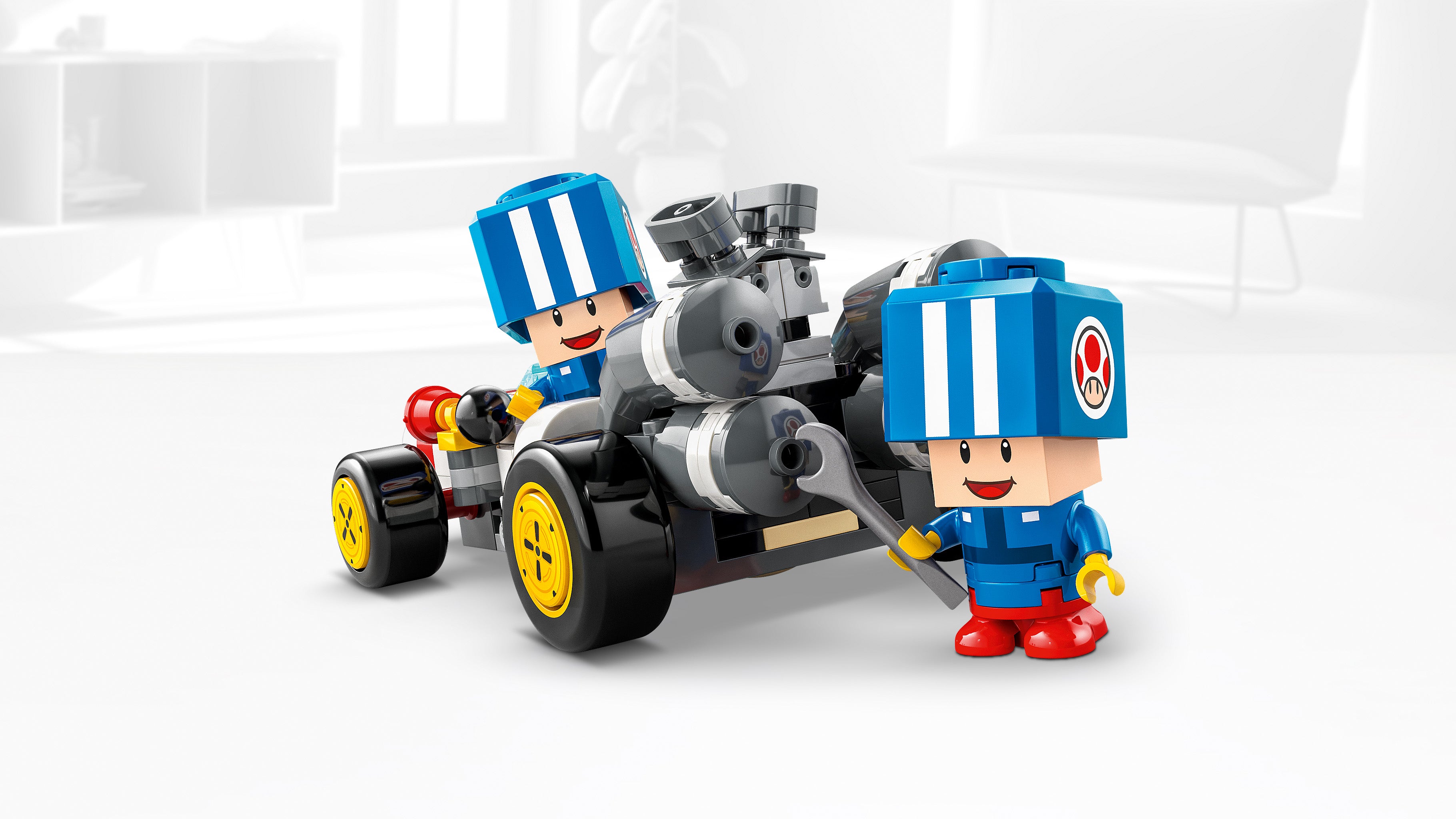 LEGO Super Mario 72035 Mario Kart™ – Toad's Garage