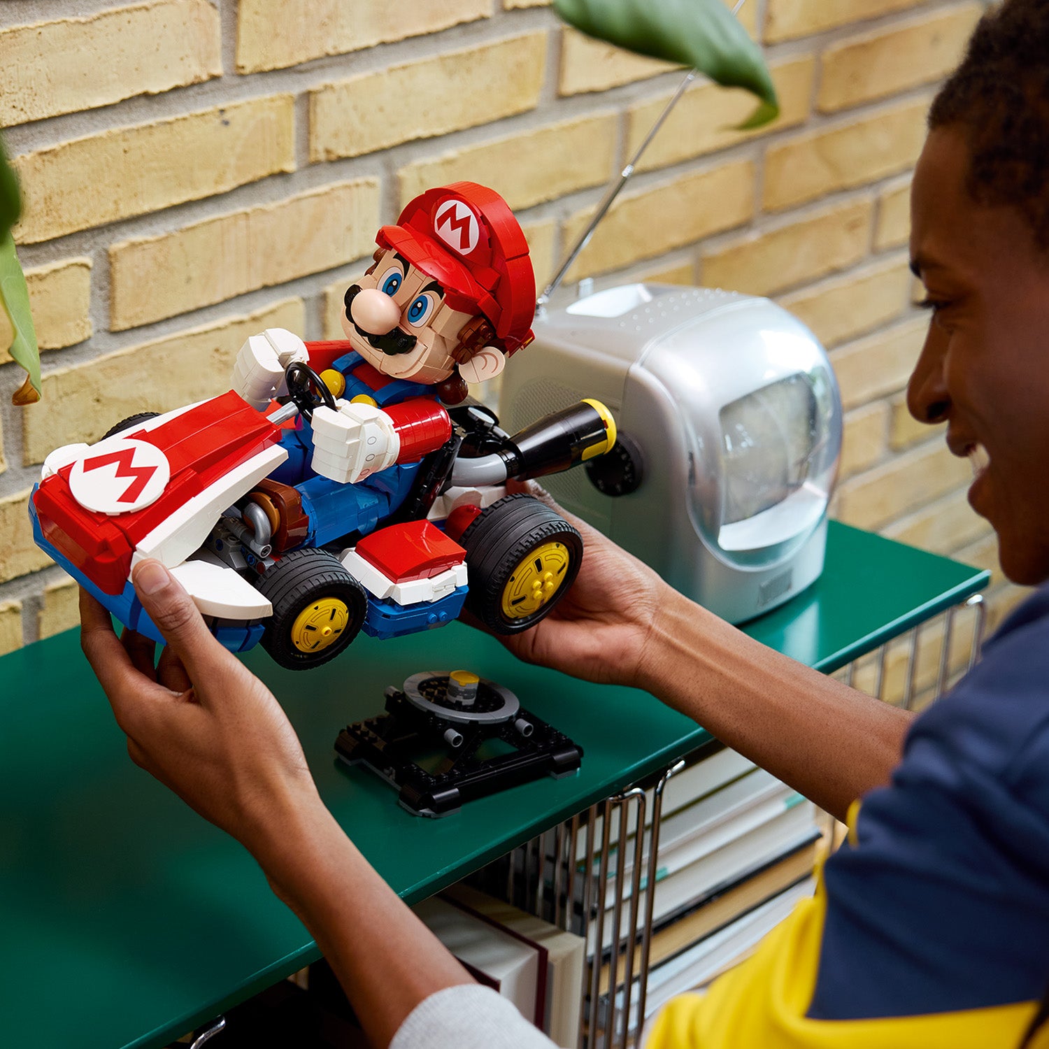 Lego 70237 Mario Kart™ – Mario & Standard Kart