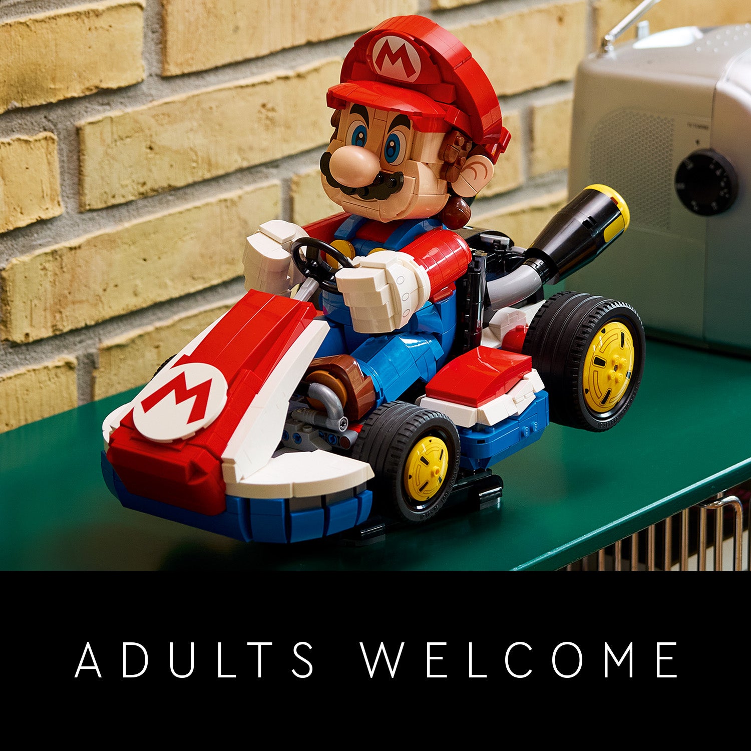 Lego 70237 Mario Kart™ – Mario & Standard Kart