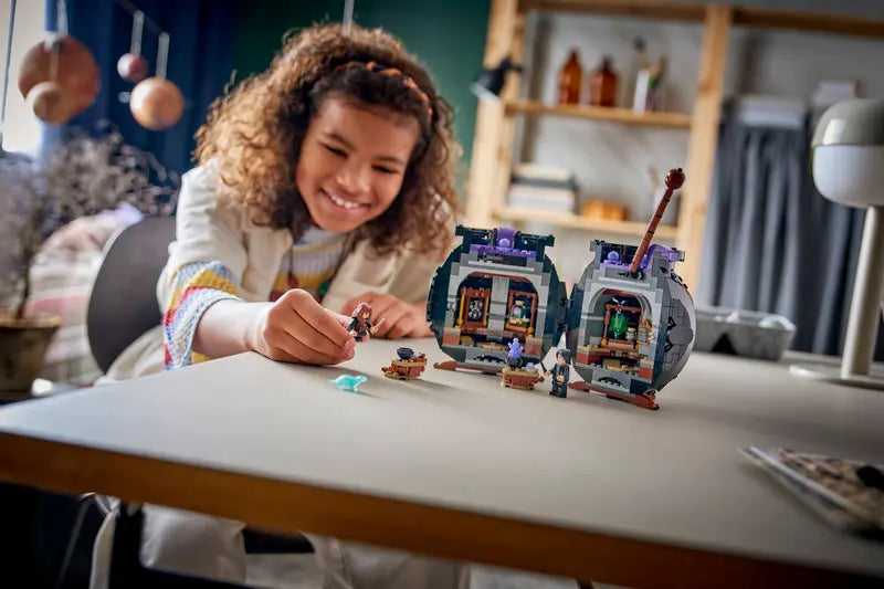 Lego 76464 Cauldron: Secret Potions Classroom