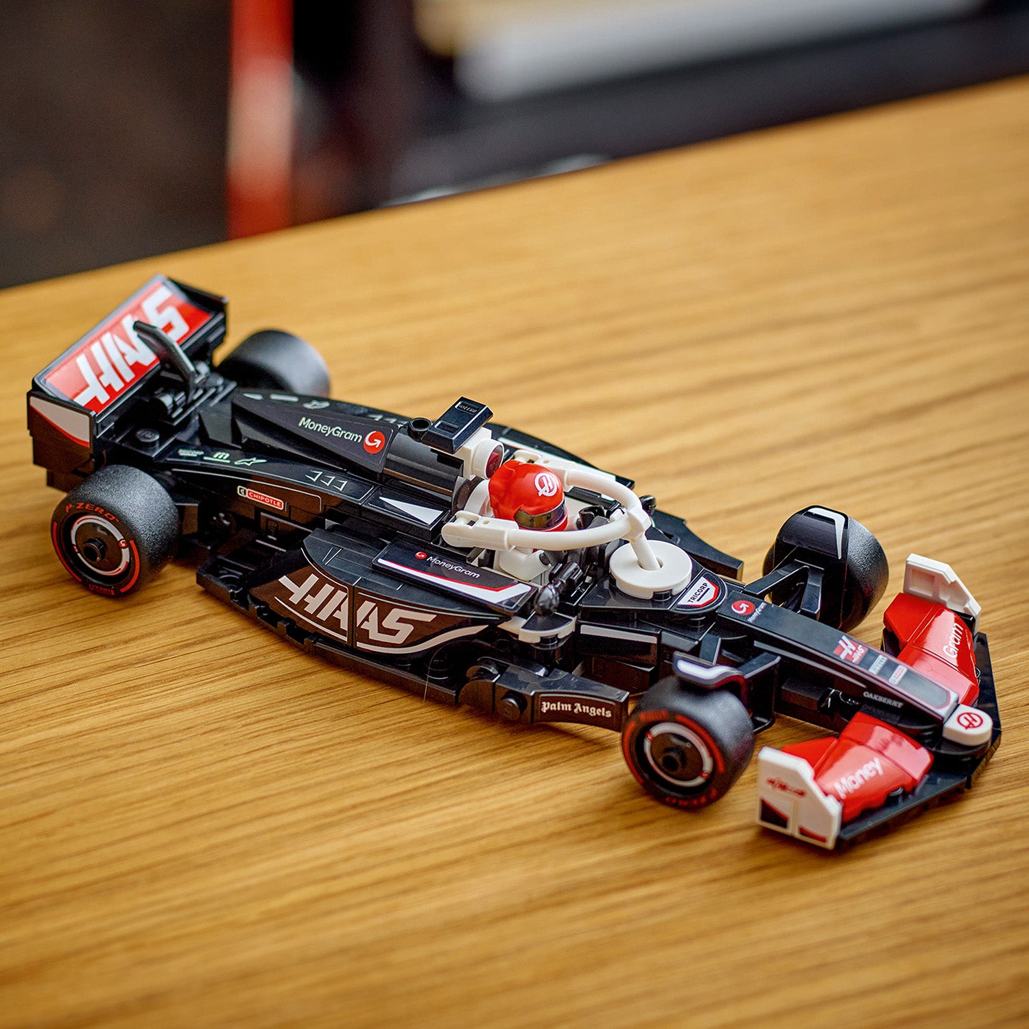 Lego 77250 MoneyGram Haas F1 Team VF-24 Race Car