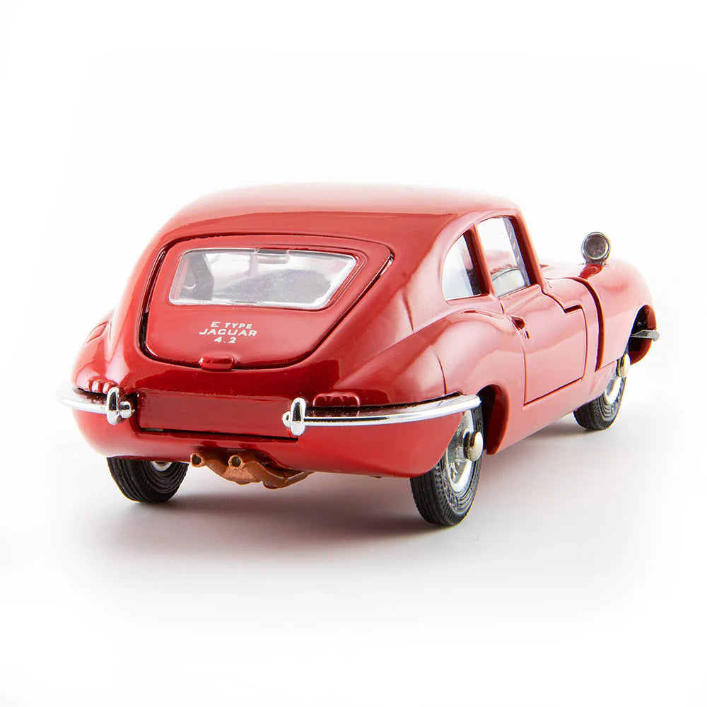 Corgi Jaguar E Type 2+2 4.2 Litre - Red