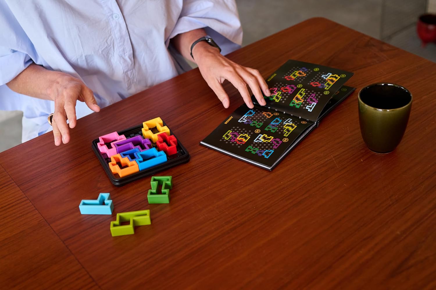 IQ Deluxe - Square 1 Player Logic Game