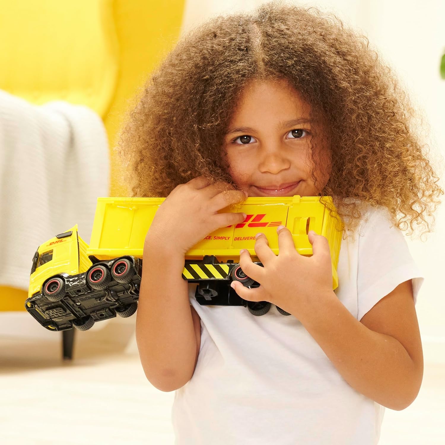 Dickie DHL Truck wit Fork Lift Set