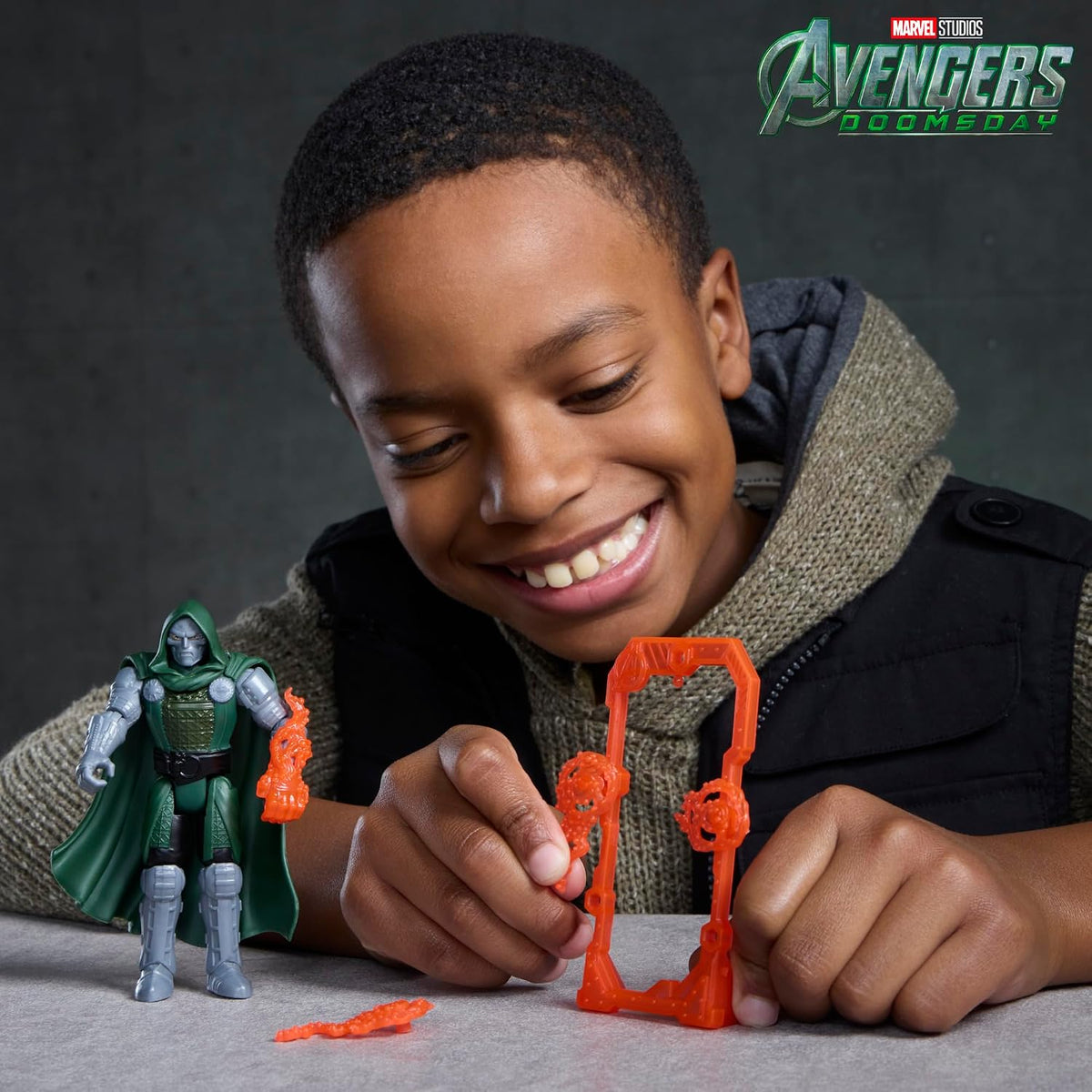 Avengers Doomsday - Doctor Doom Action Figure