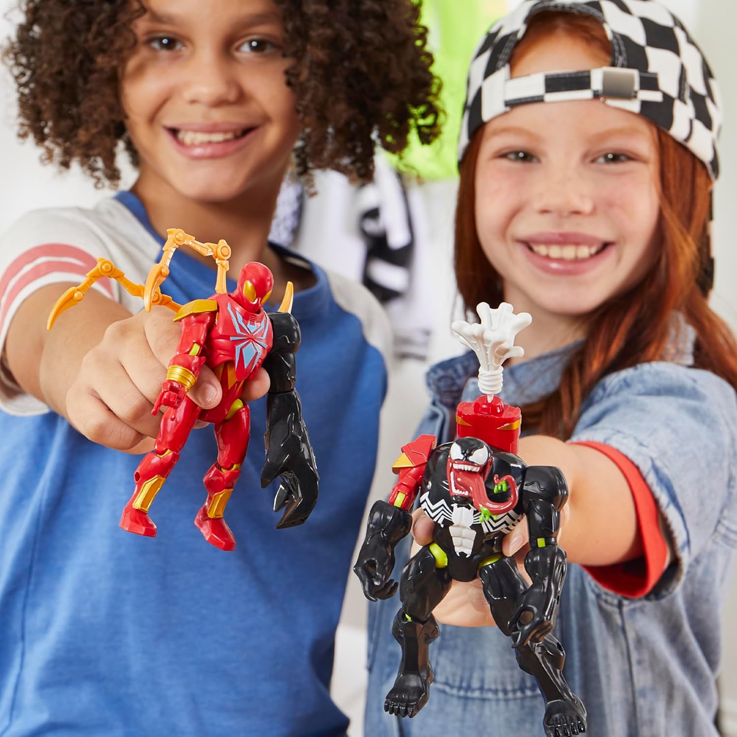 Avengers Mixmashers Venom Deluxe Figure