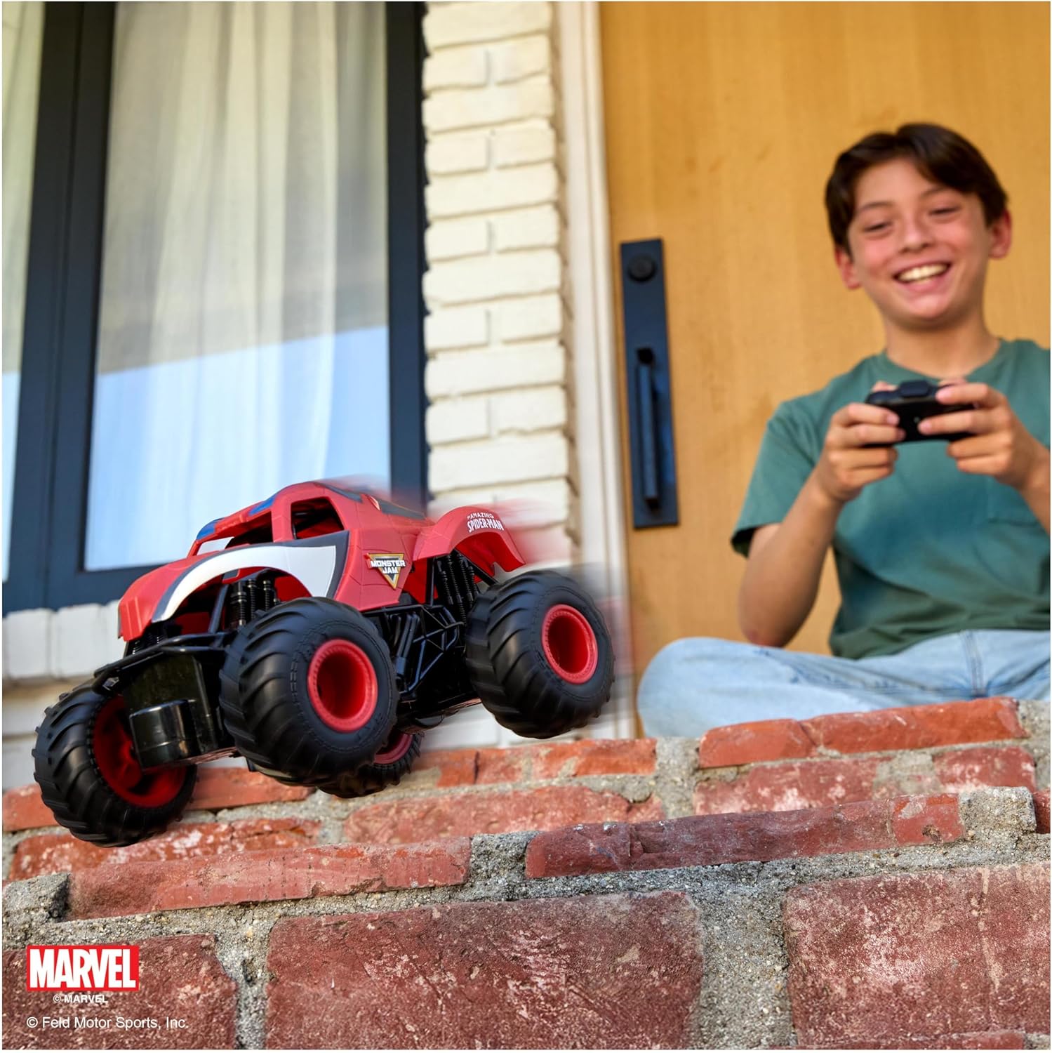 Monster Jam 1:24 Radio Controlled Spider-Man Monster Truck