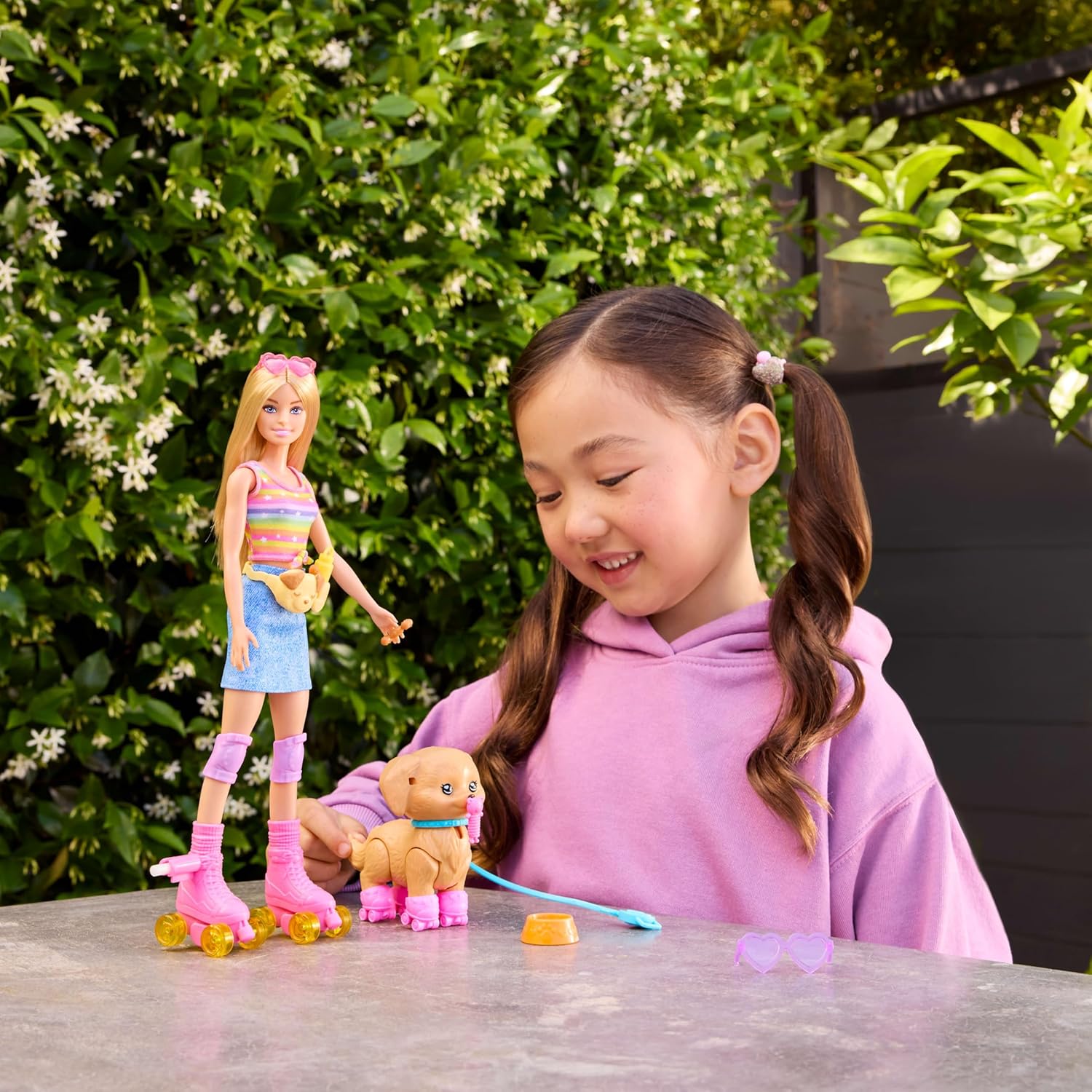 Barbie Pets Skate and Run Pup Blonde Doll with Skating Puppy
