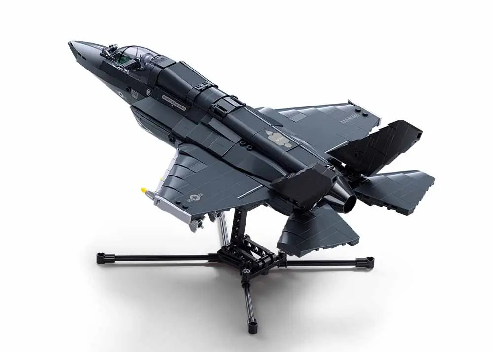 Sluban F-35BS Jet Fighter 705 Piece Set