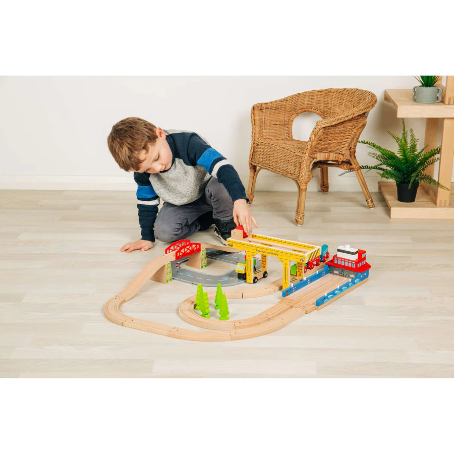 Wooden Gantry train