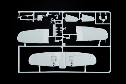 Italeri F4-U-& Corsair Fighter Jet