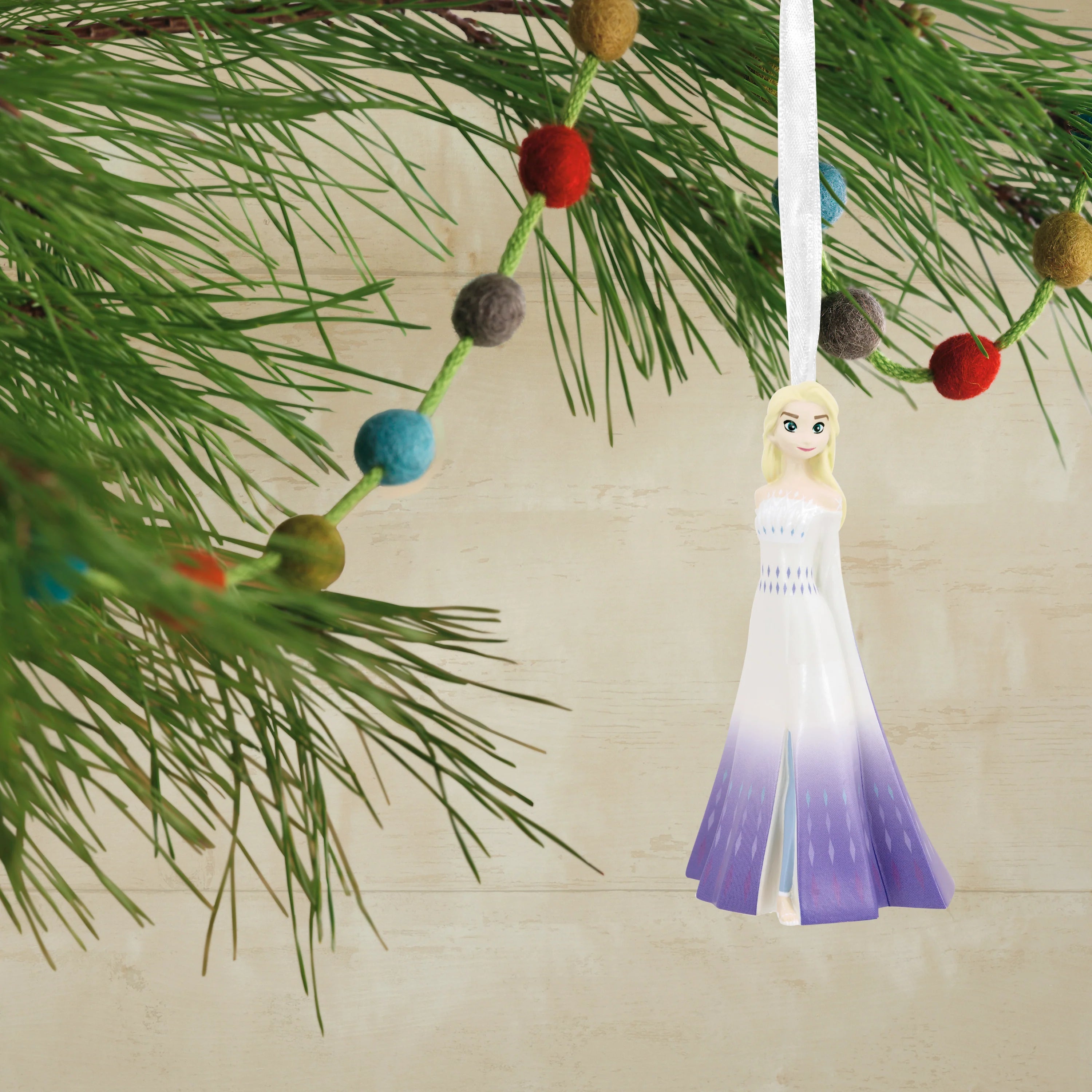 Hallmark Frozen Elsa Resin Christmas Decoration
