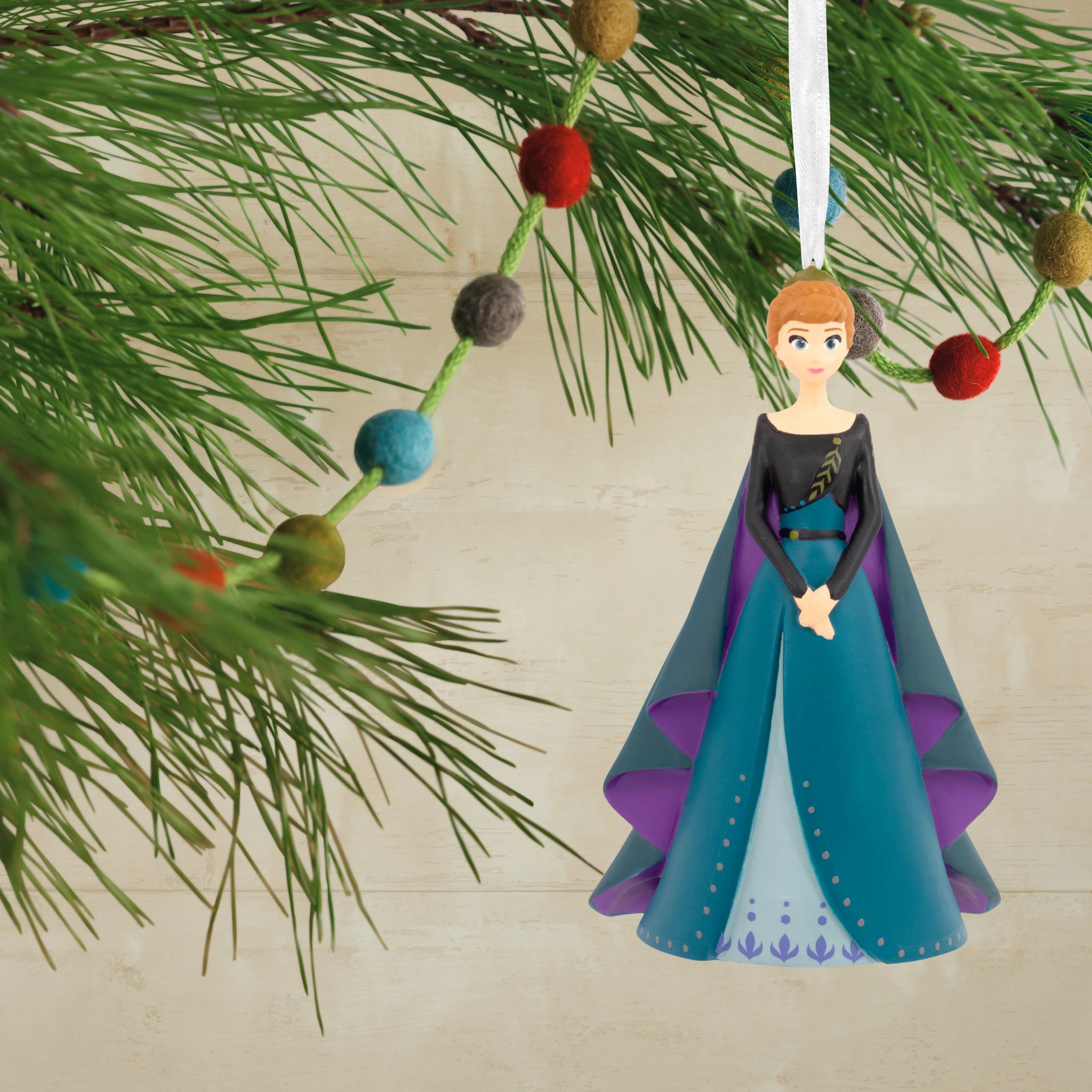 Hallmark Frozen Anna Resin Christmas Decoration