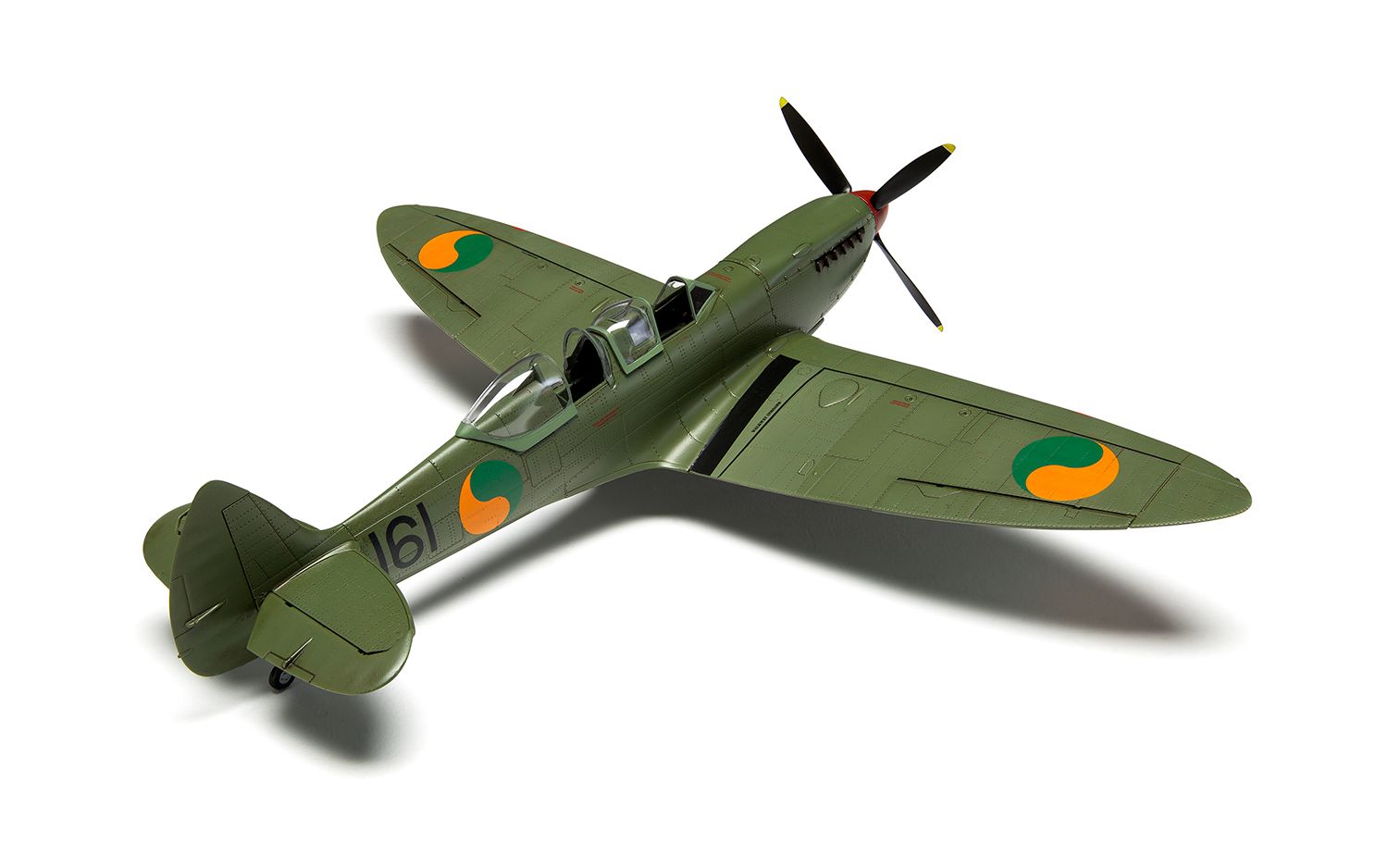 Airfix Submarine Spitfire TR9 1:48 Scale Model Kit