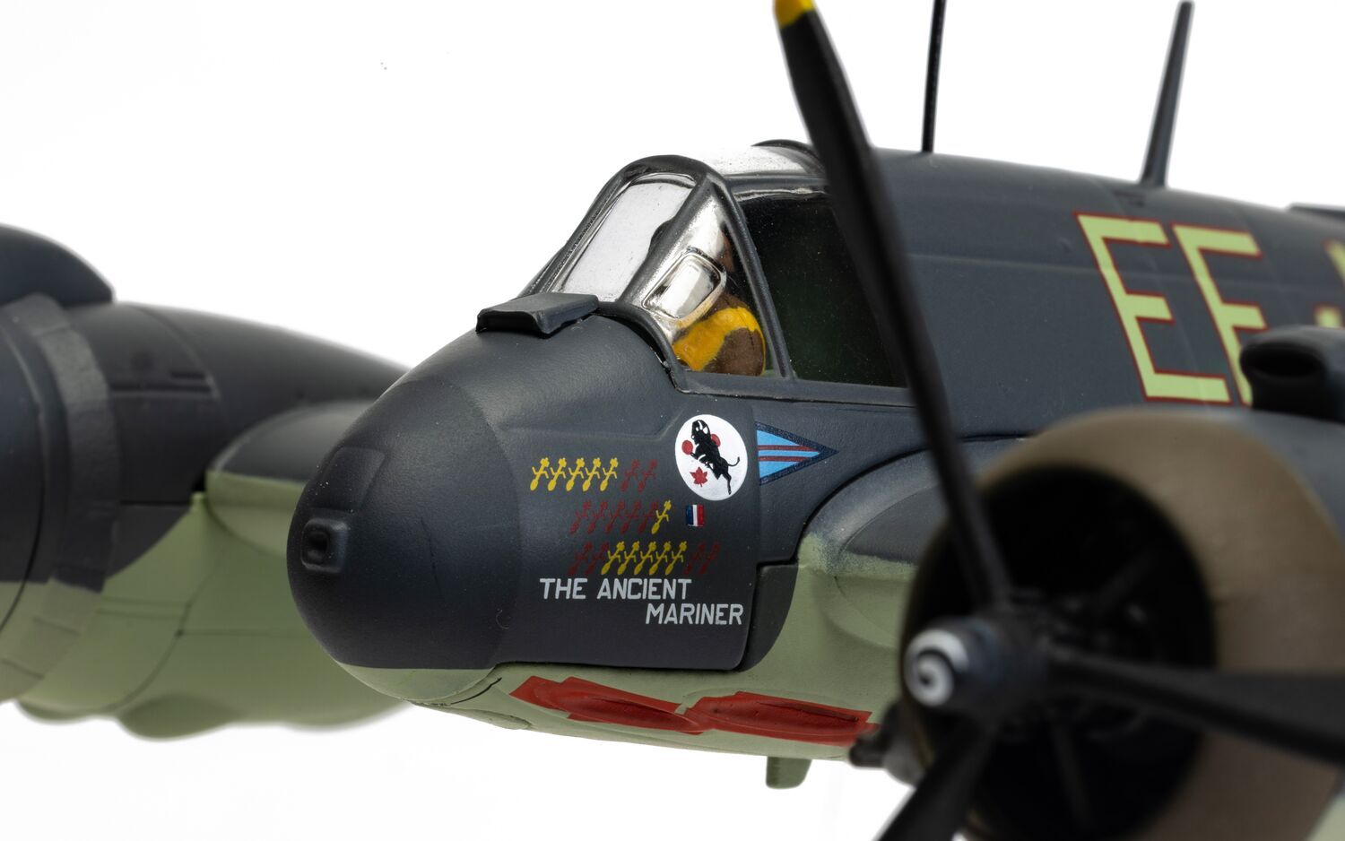 Corgi Bristol Beaufighter TF.X - LZ451 / EE-M
