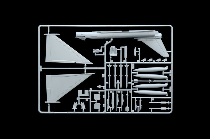 Italeri RAF Eurofighter Typhoon Ef-200