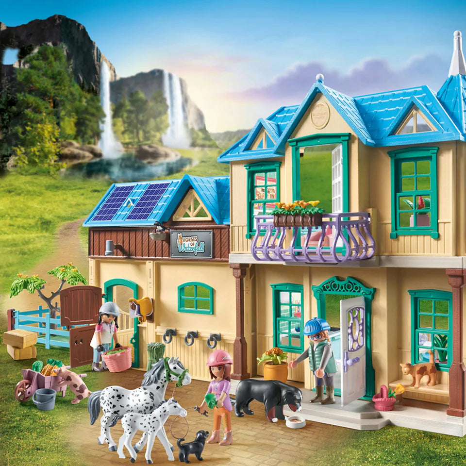 Playmobil Waterfall Ranch