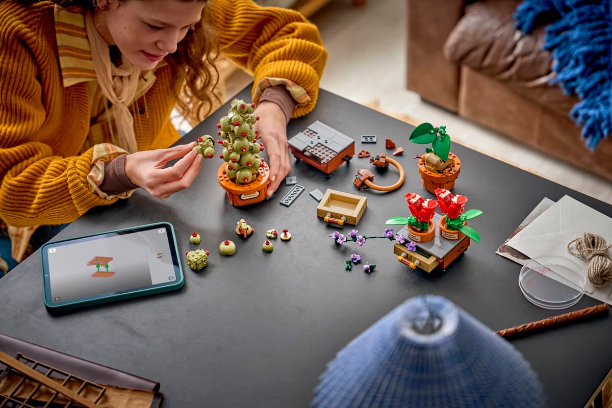 Lego 76474 Hogwarts Herbology Plants