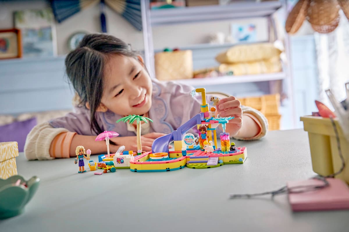 Lego 42676 Fun Water Park Day