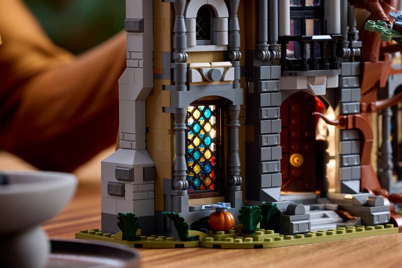 LEGO 11383 Mayor Manor