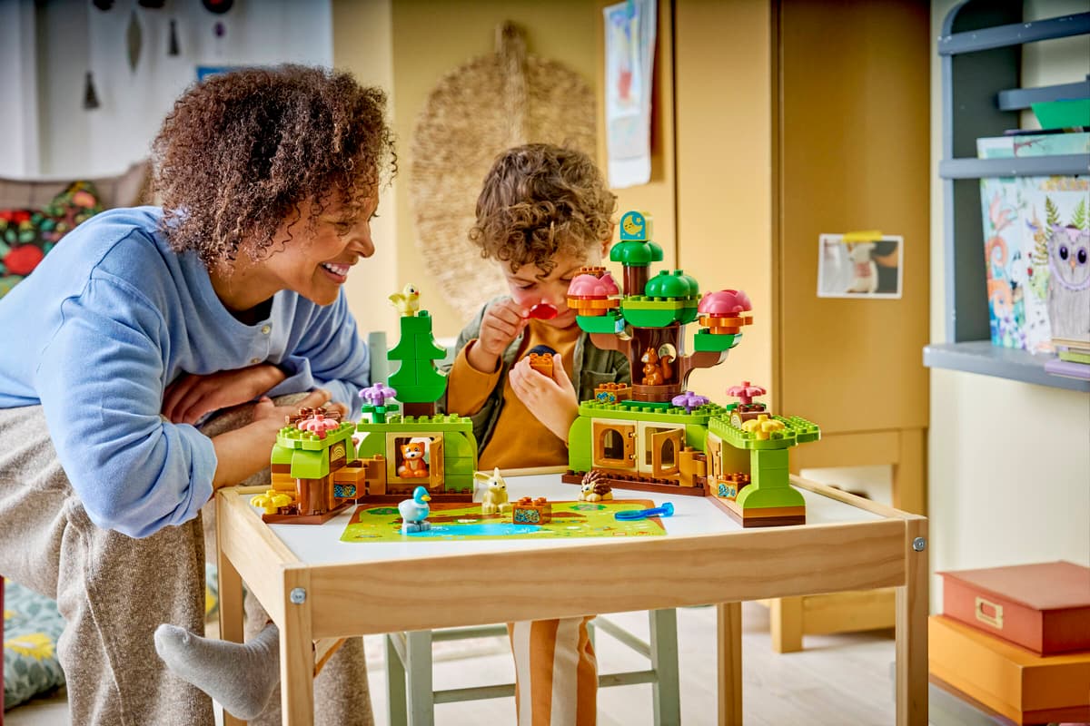 Lego 10480 Discovery Forest with With Wild Animals