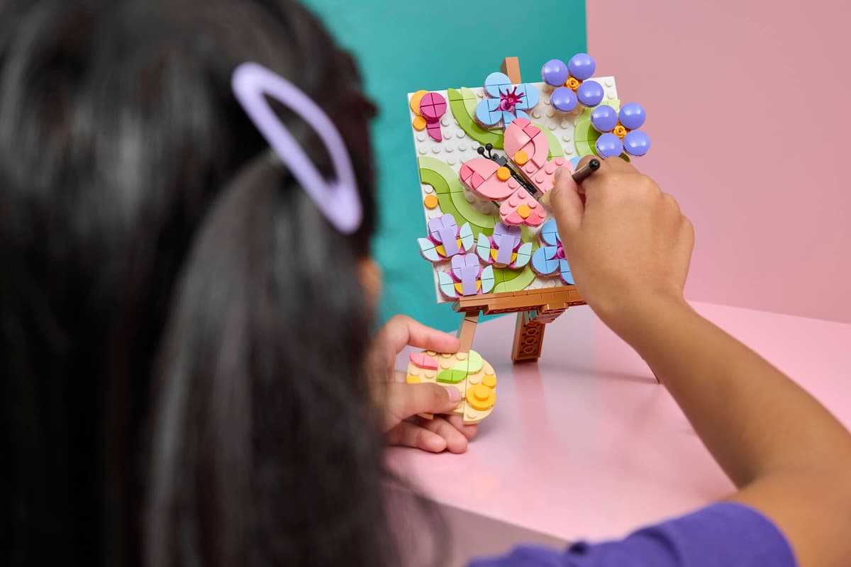 Lego 31390 Floral Art Decor Painting