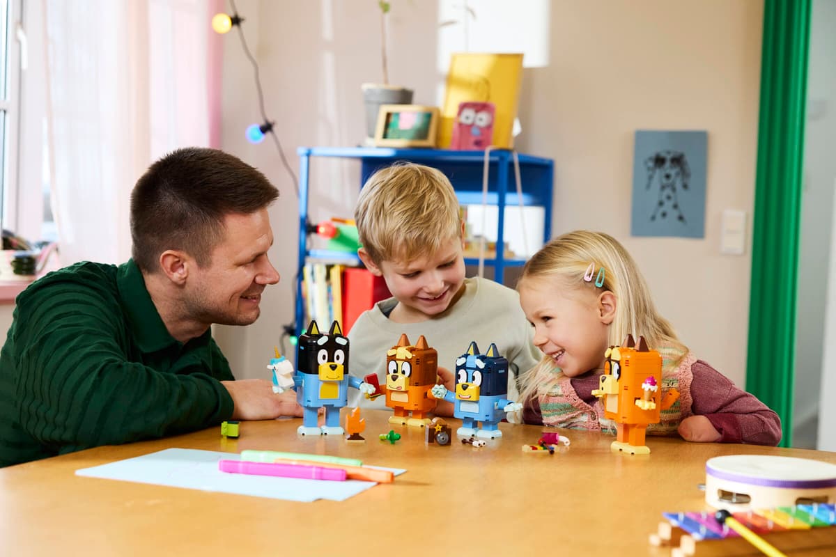 Lego 11217 Brick-Built Bluey Family