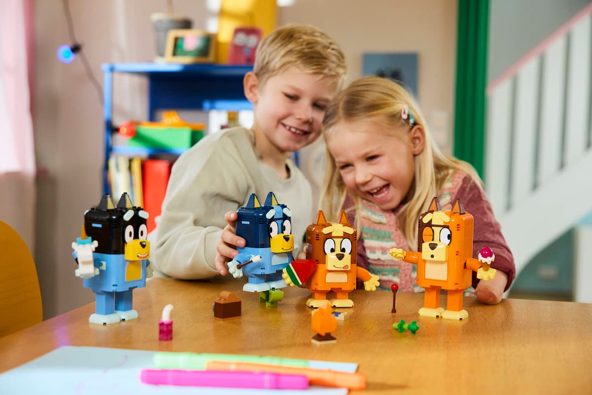 Lego 11217 Brick-Built Bluey Family