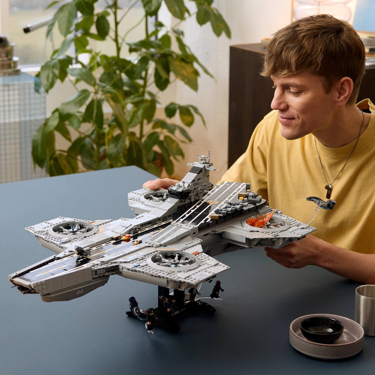 Lego 76354 S.H.I.E.L.D. Helicarrier