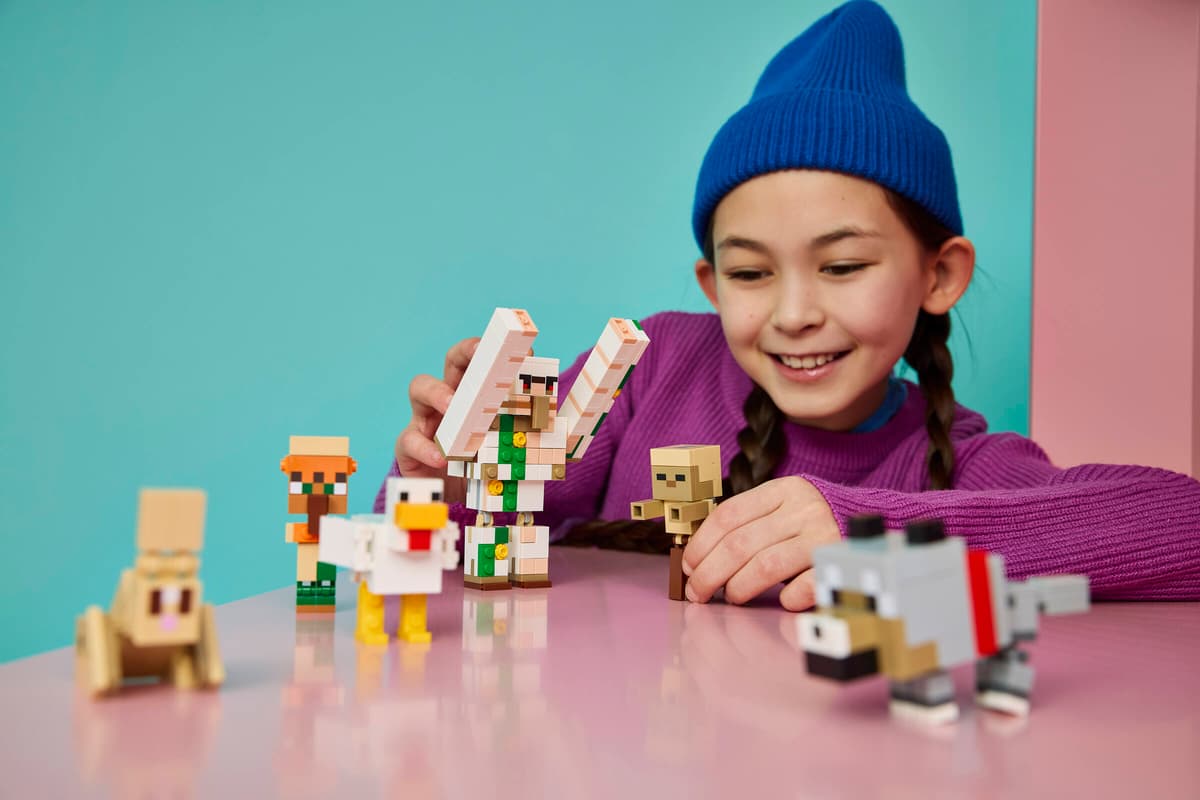 Lego 21592 Chicken Jockey Desert Attack Set