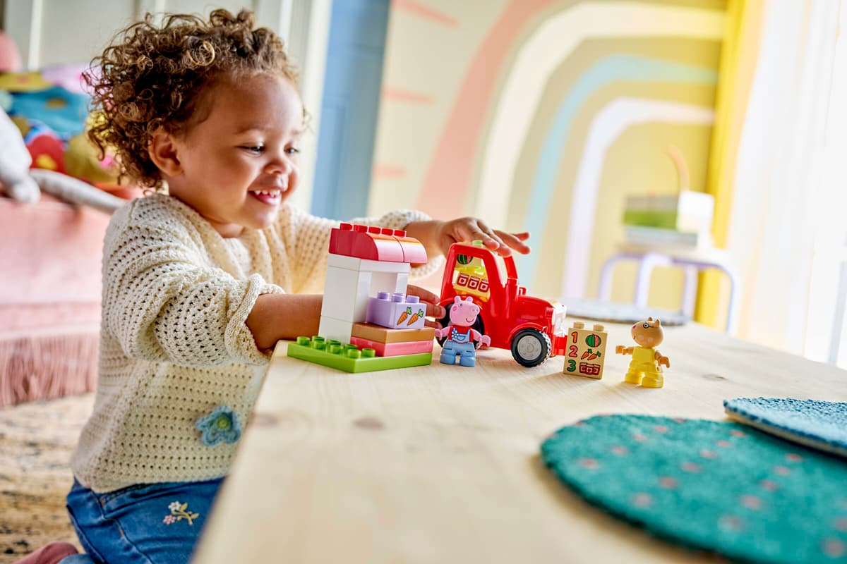 Lego 10468 Tractor and Market