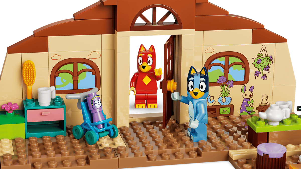 Lego 11221 School with Rusty and Bluey Set