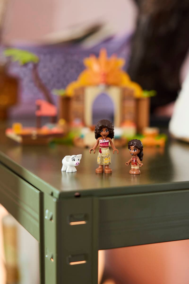 Lego 43282 Village House & Boat