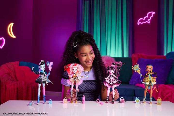 Monster High Scary Sweet Birthday Draculaura Doll