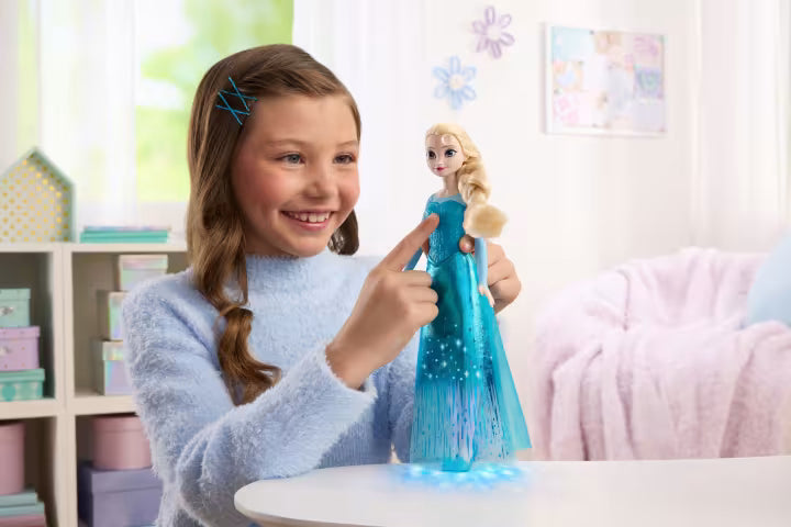 Disney Frozen Light Up Singing Elsa Fashion Doll