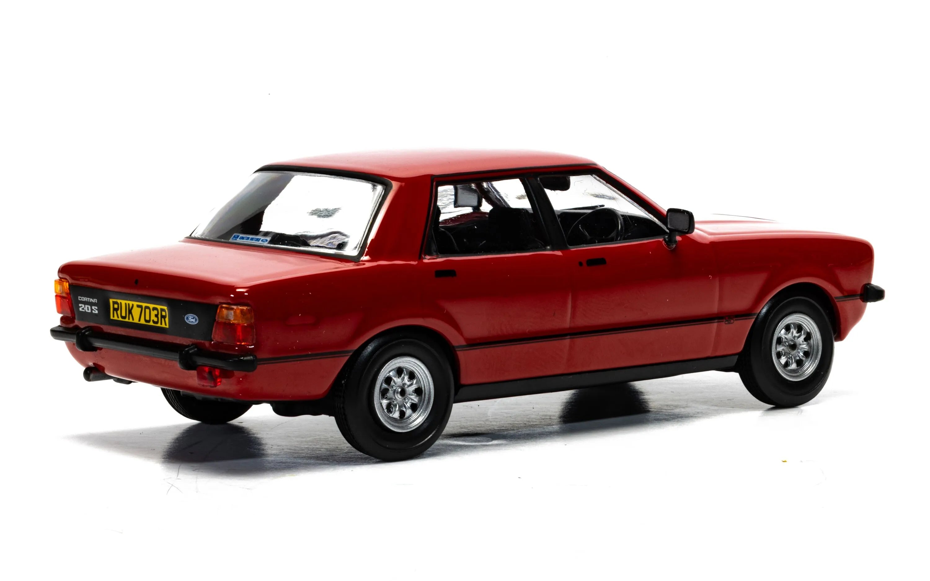 Vanguards Ford Cortina Mk.4 2.0S Venetian Red