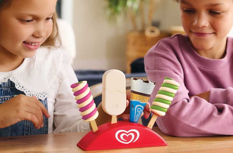Casdon Walls HB Ice Cream Stand Playset