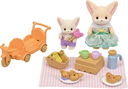 Sylvanian Families Sunny Picnic Set