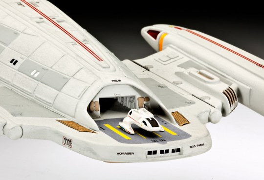 U.S.S. Voyager NCC-74656 1:670 Scale Kit