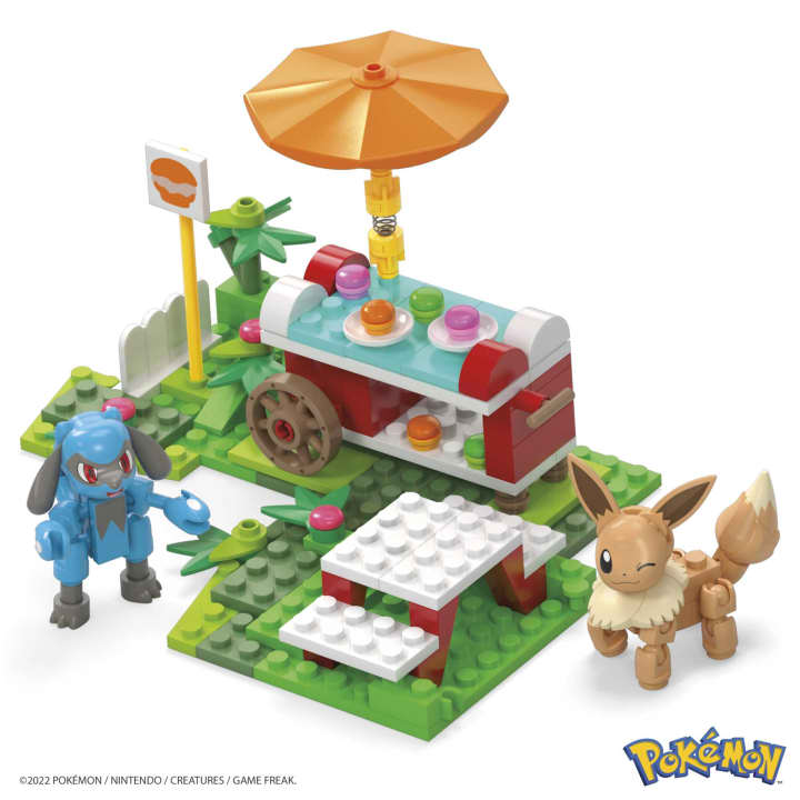 MEGA Pokémon Adventure Builder Picnic Building Set