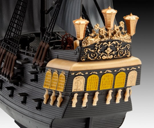 Black Pearl easy-click 1:150 Scale Kit