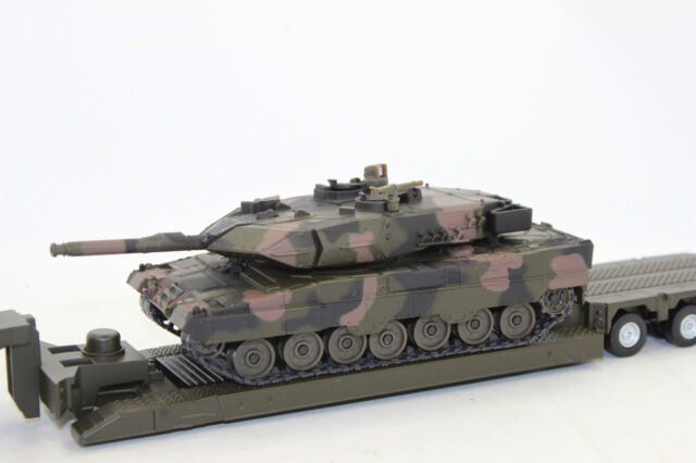 Siku 1:50 Low Loader with Battle Tank
