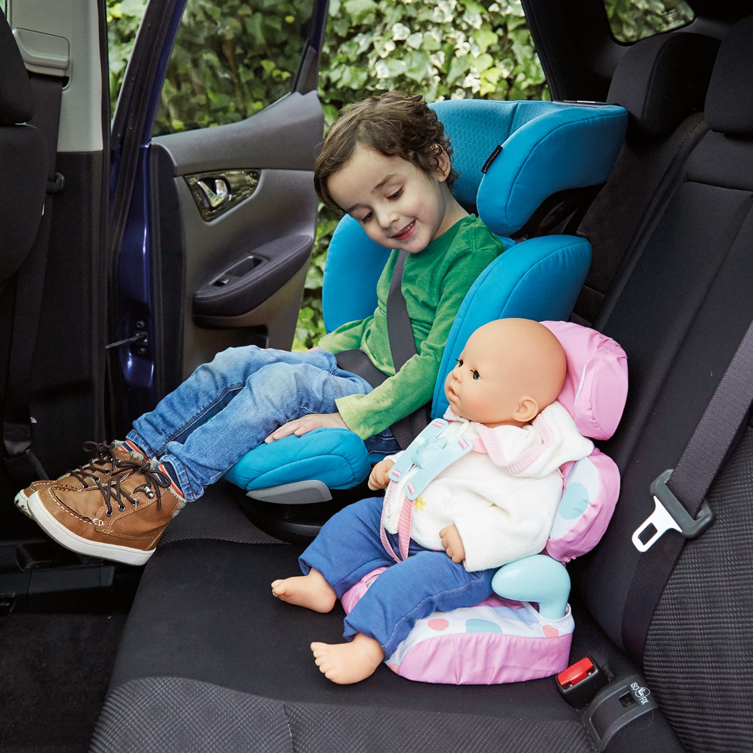 Baby huggles deals car booster seat