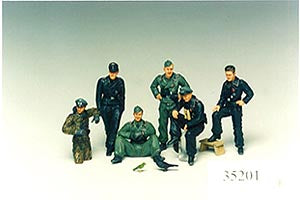 Tamiya German Tank Crew At Rest